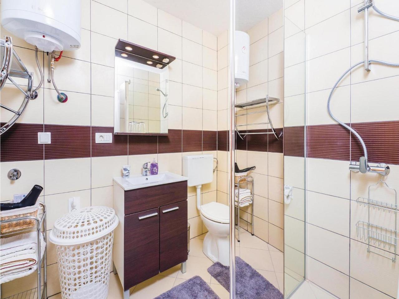 Gorgeous Apartment In Rijeka With House Sea View מראה חיצוני תמונה