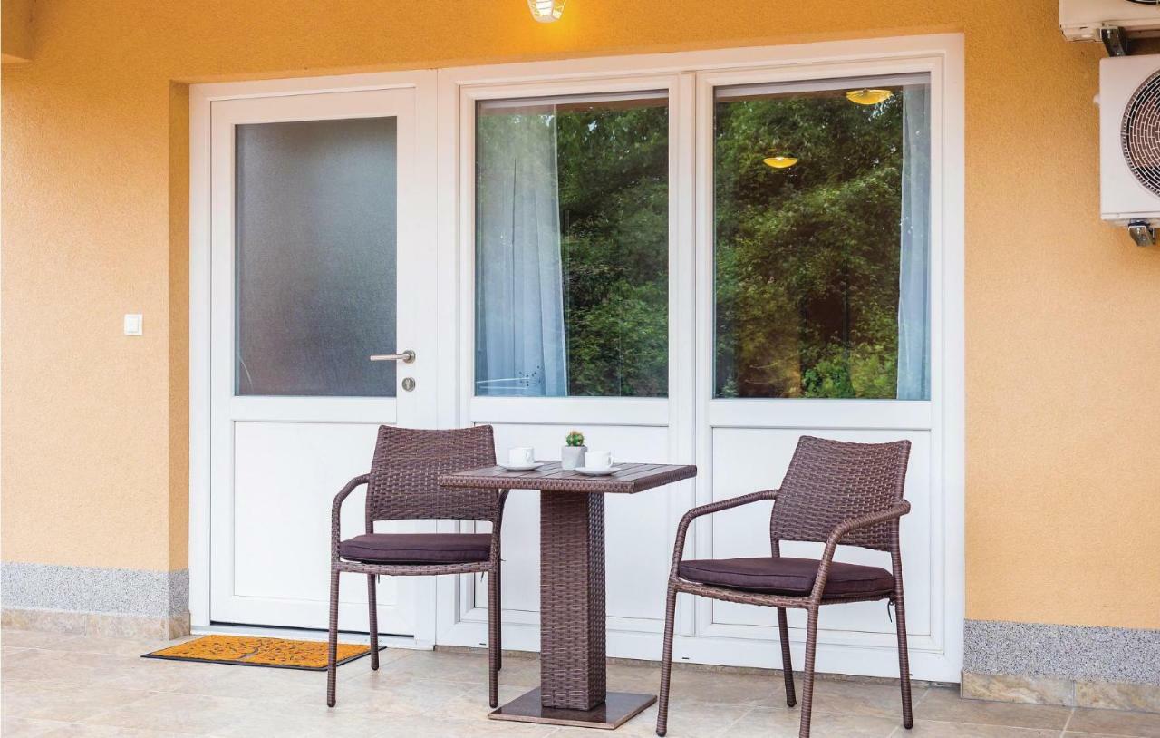 Gorgeous Apartment In Rijeka With House Sea View מראה חיצוני תמונה