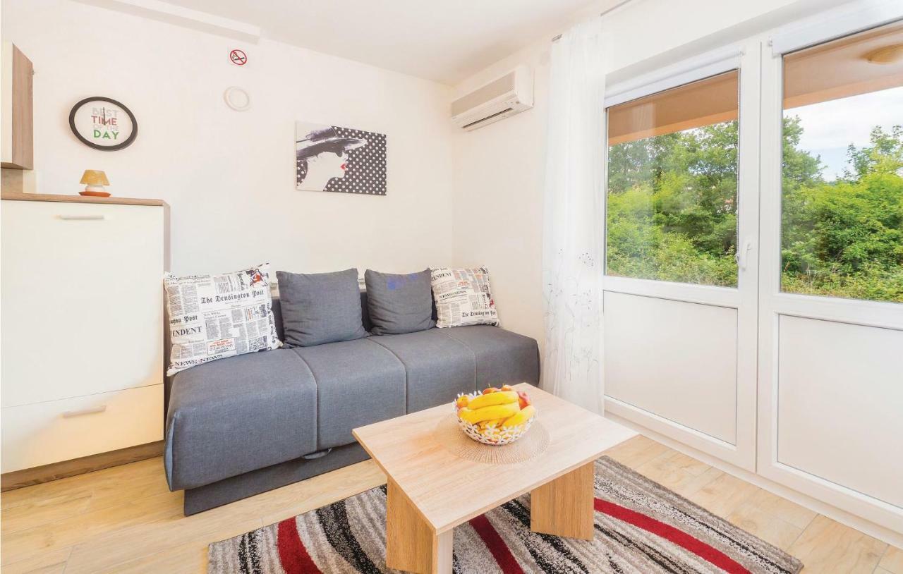 Gorgeous Apartment In Rijeka With House Sea View מראה חיצוני תמונה